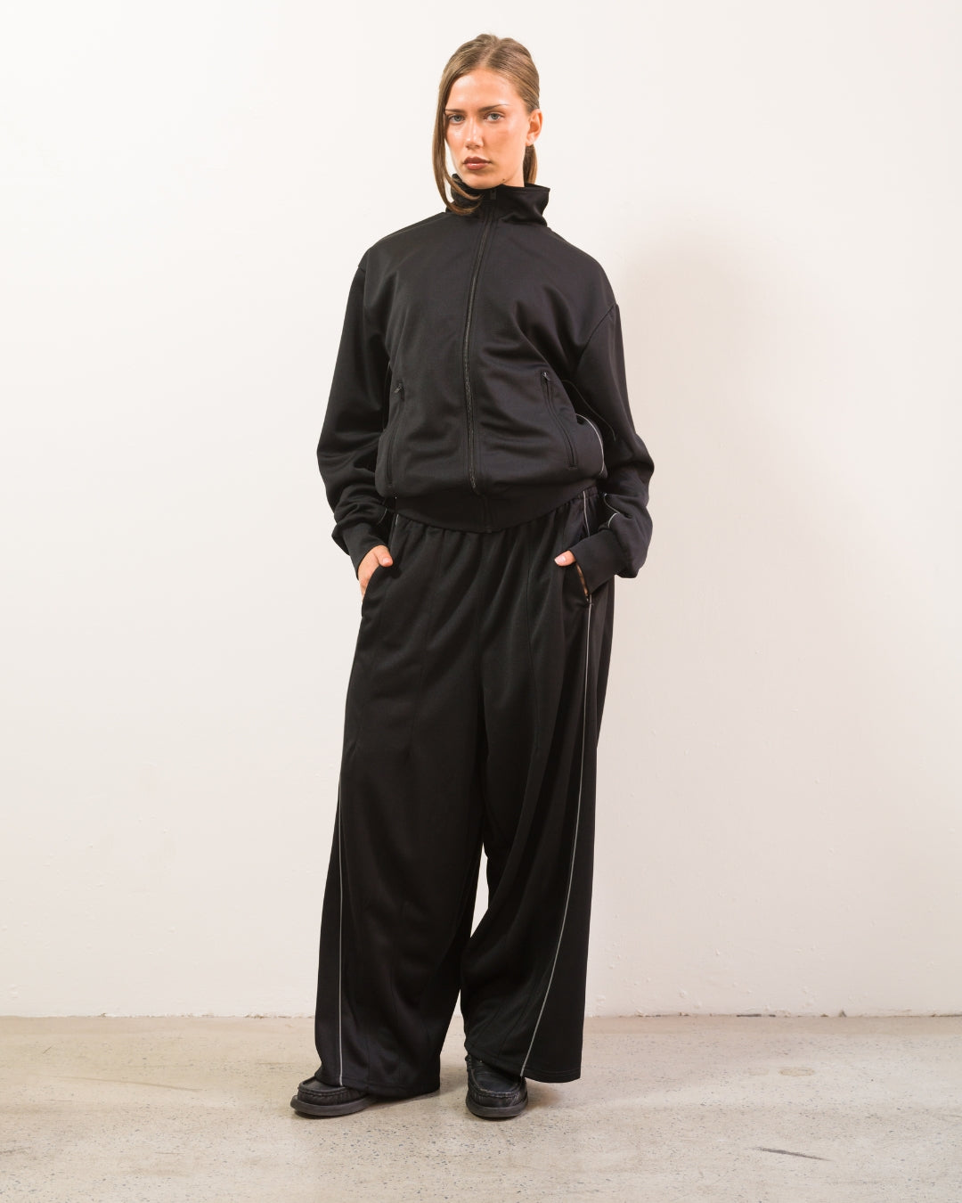 Wide Track Pants (Anthracite)