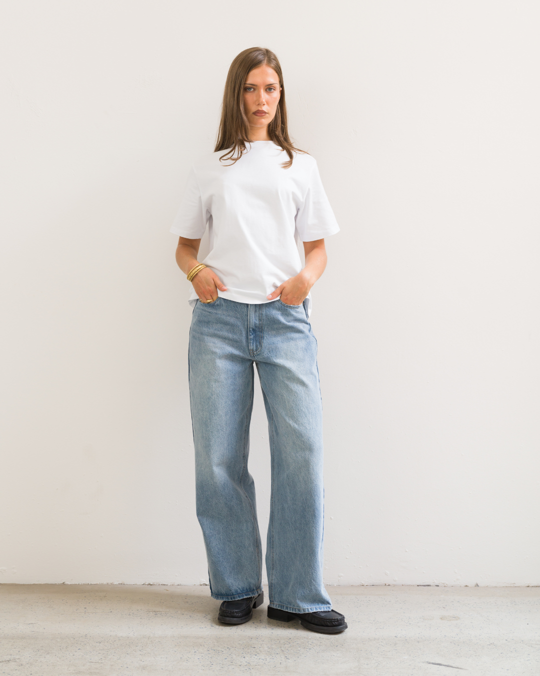 Wide Leg Jeans (Washed Blue)