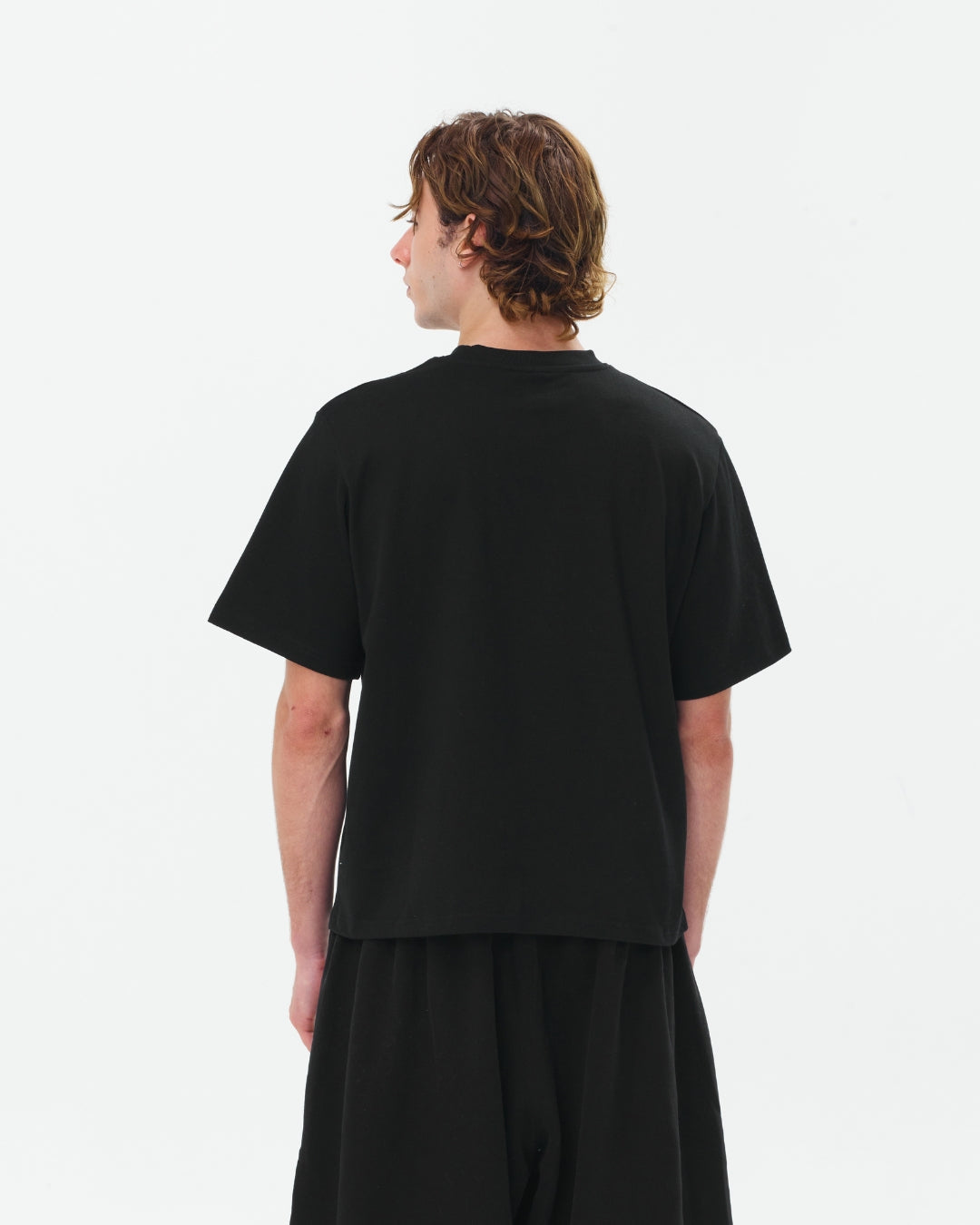 Cropped Basic Tee (Black)